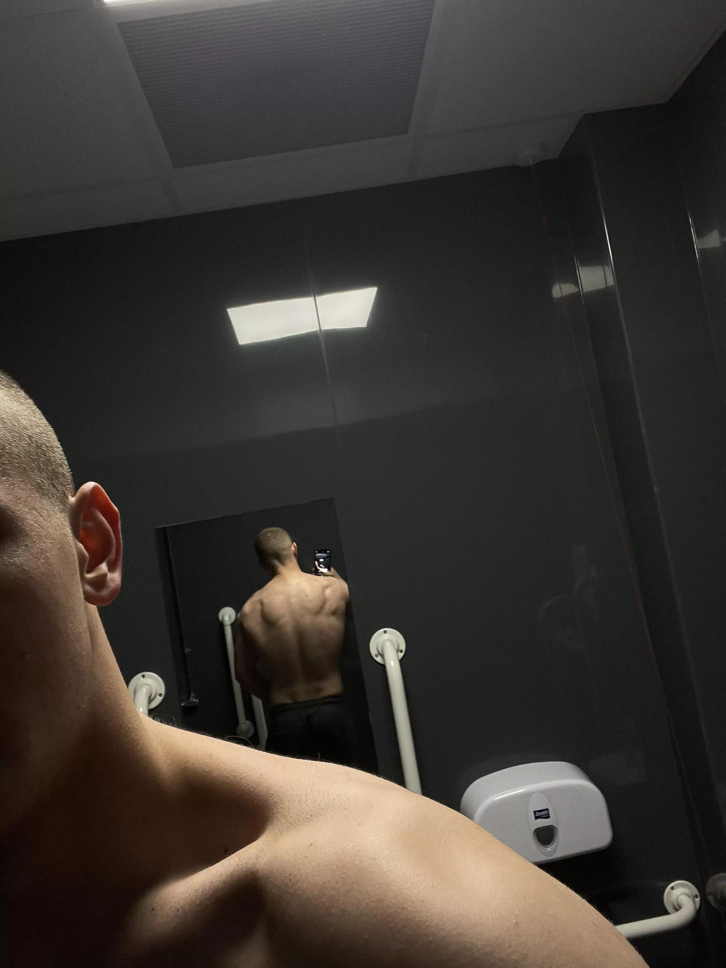 How’s my back looking;) posted by Confident-Driver-696