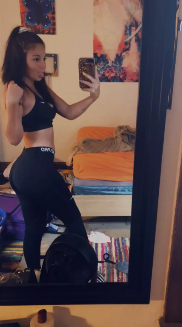 how's my butt look in this?❤️ posted by Fit_Refuse_2702