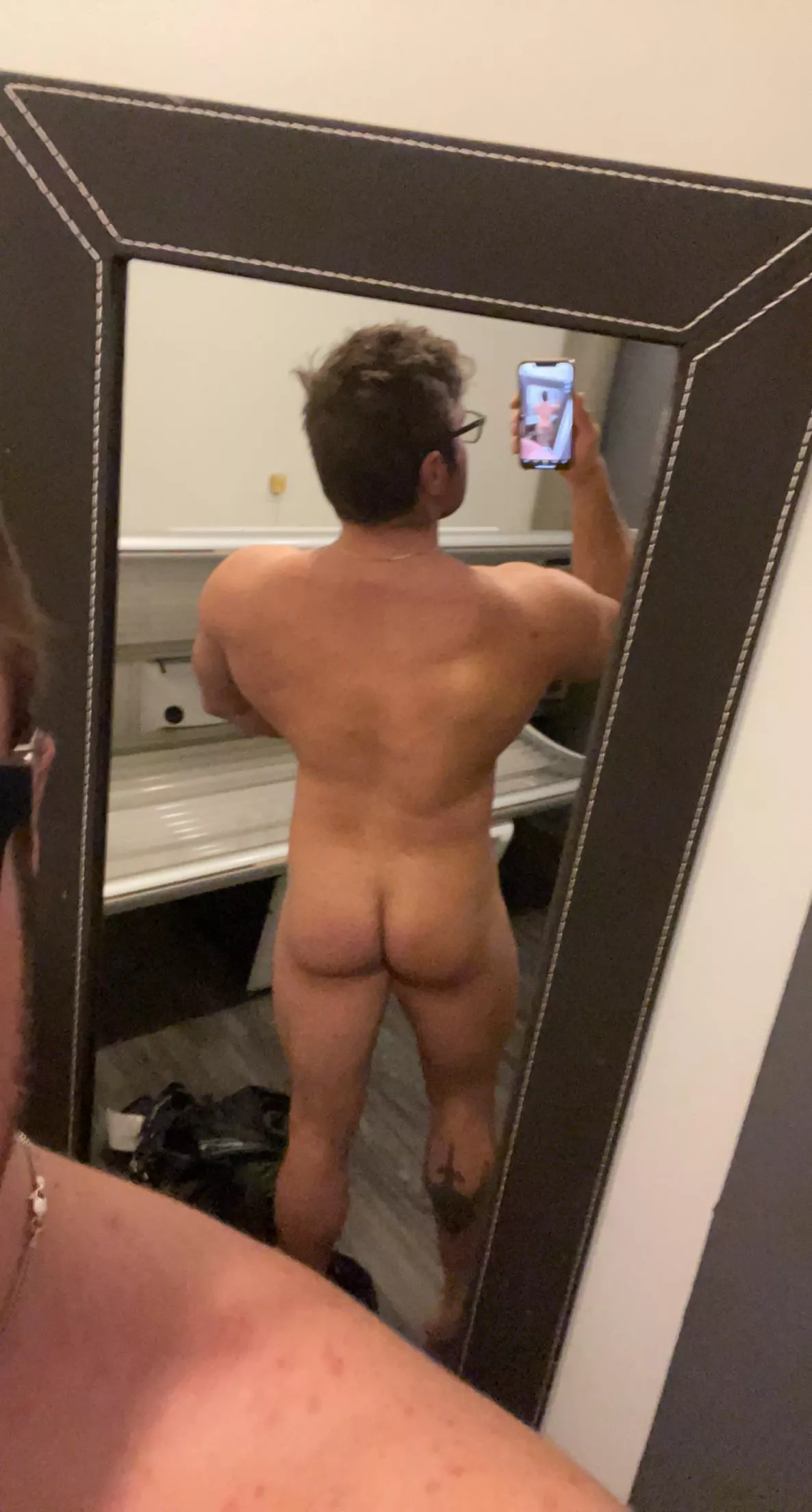 How’s my butt look? posted by dubstepdaddyx