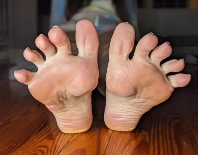 How's my spread? by ZazzyZebra