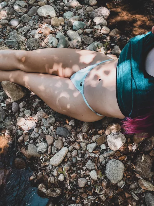 How’s my tummy looking? by wanderingwomensitems