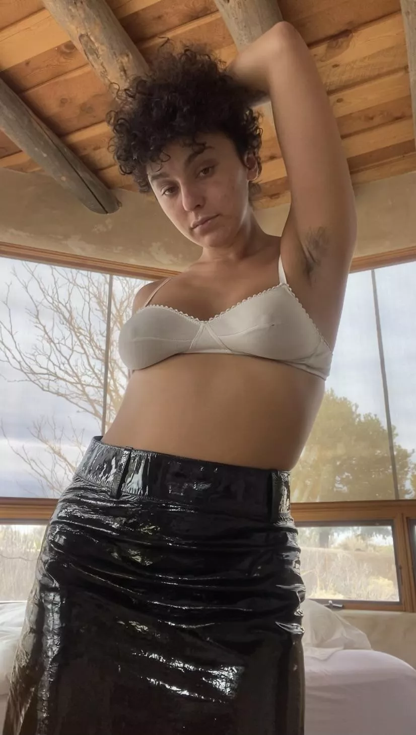 How’s one armpit posted by pervywoodlandfairy