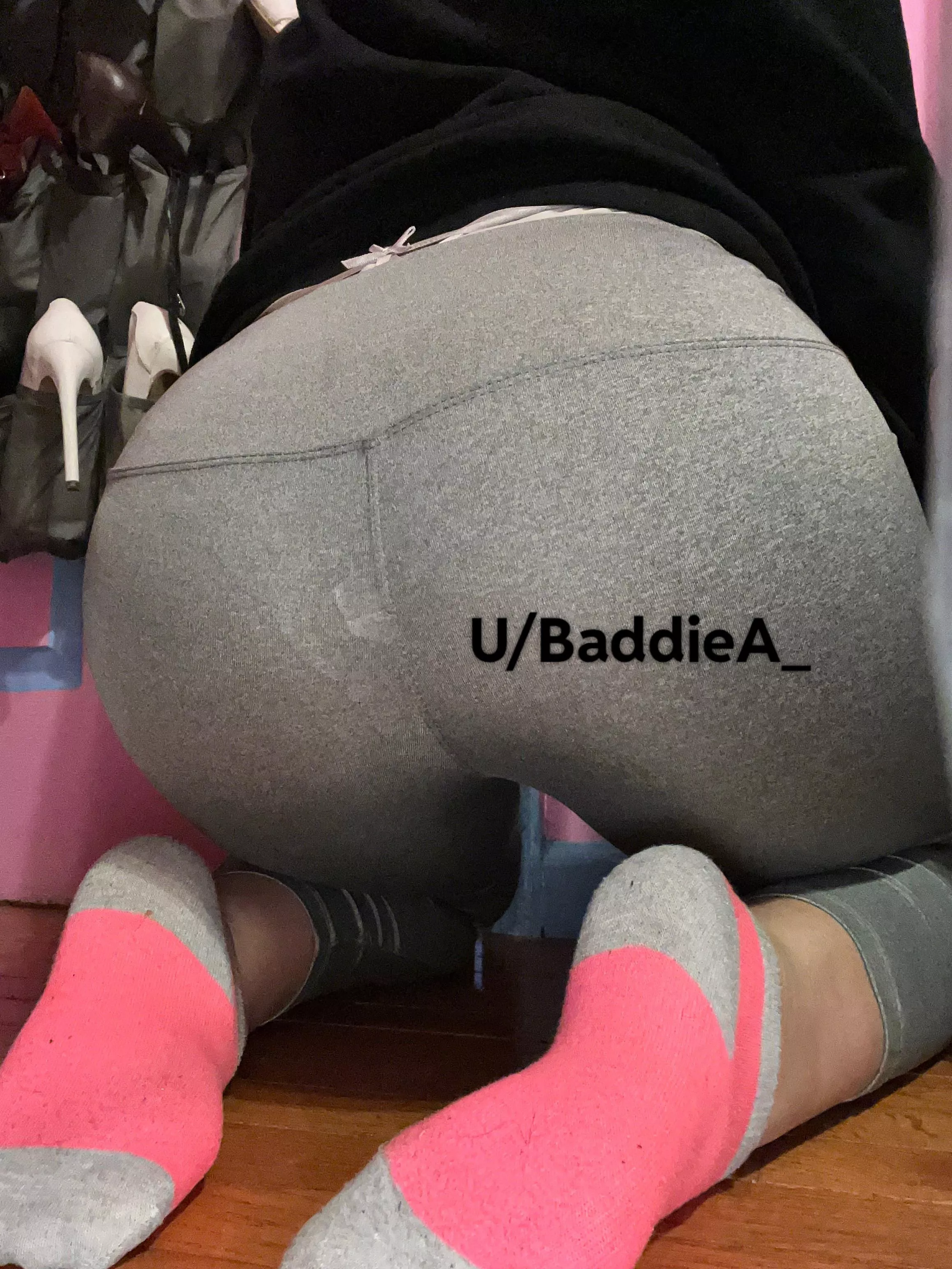 How’s the view😏💞 posted by baddieA_