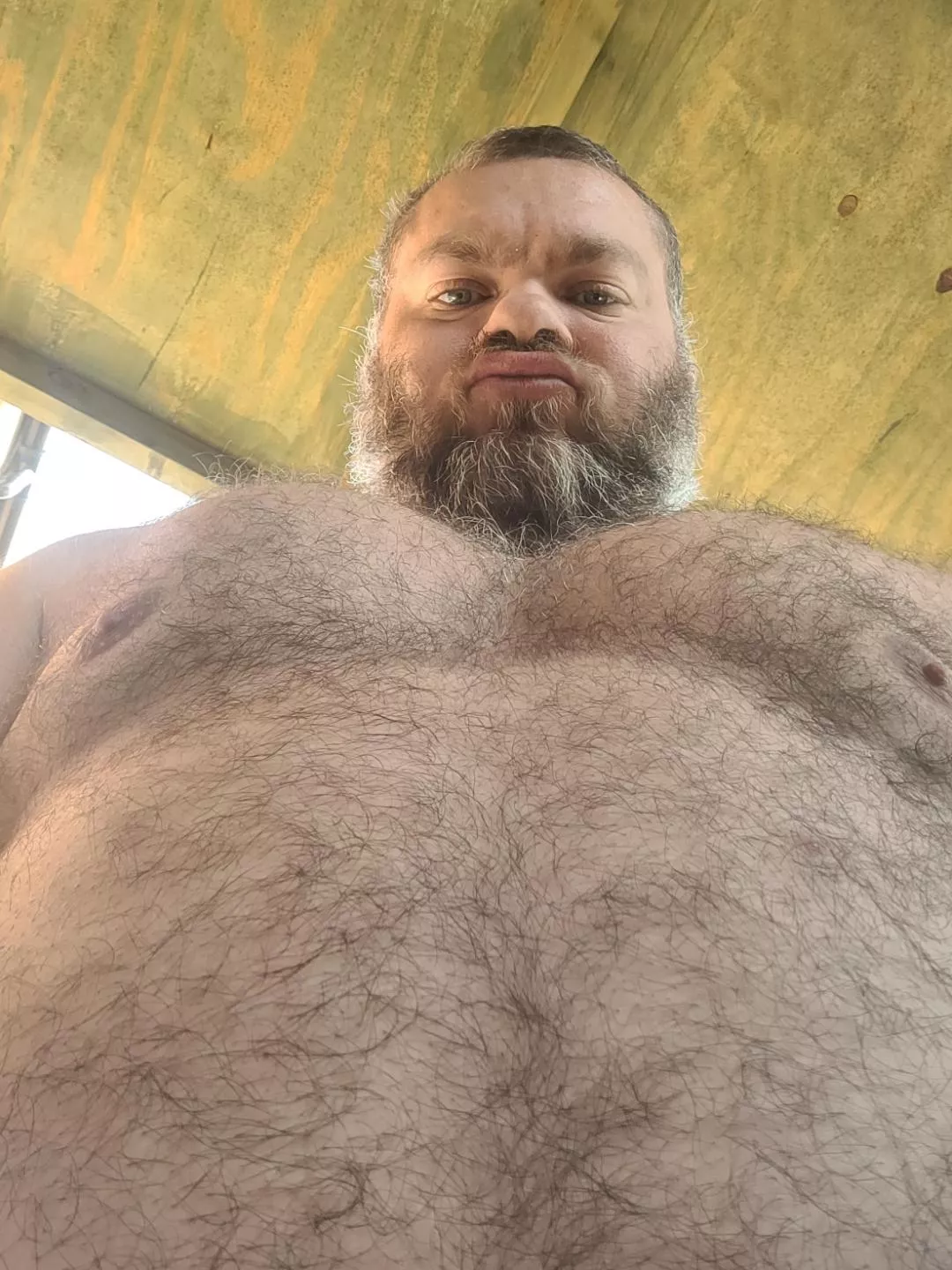 How's the view down there guys! 😜 posted by strongdickie