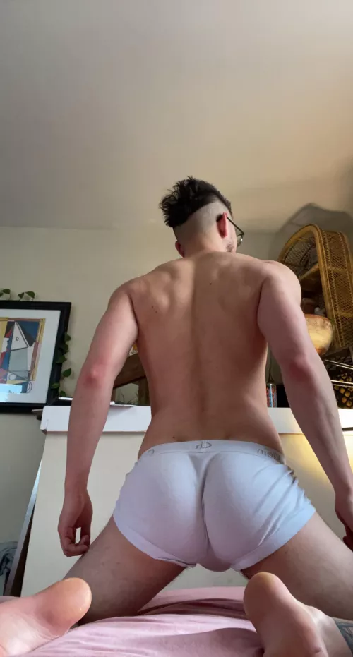 How’s this? by zklorenzo