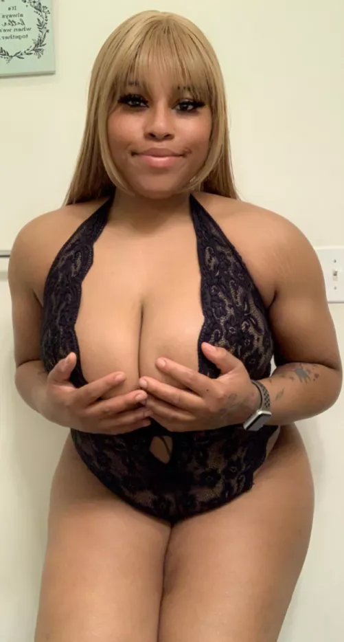 How’s your day going? by LatinaNinaa