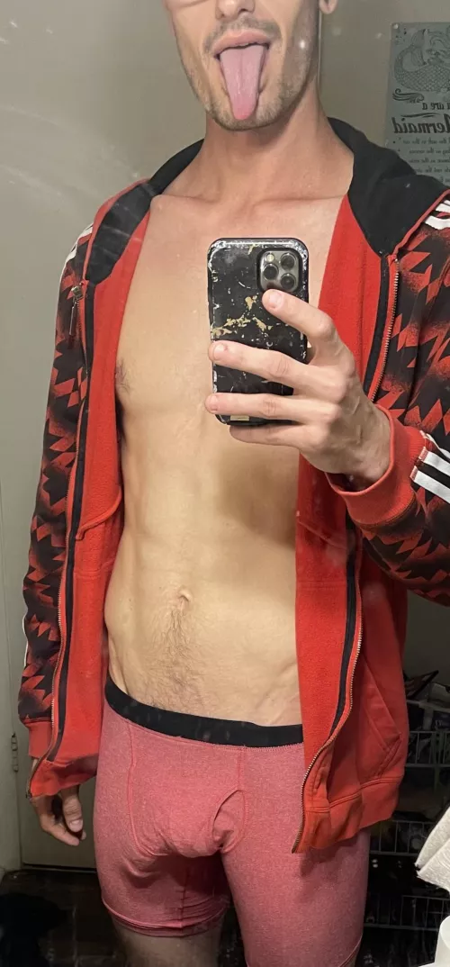 How’s your night? by mystichulk