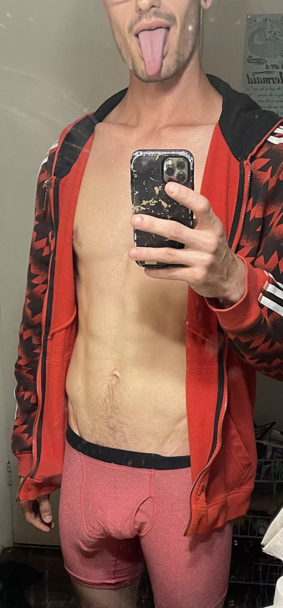 How’s your night? posted by mystichulk