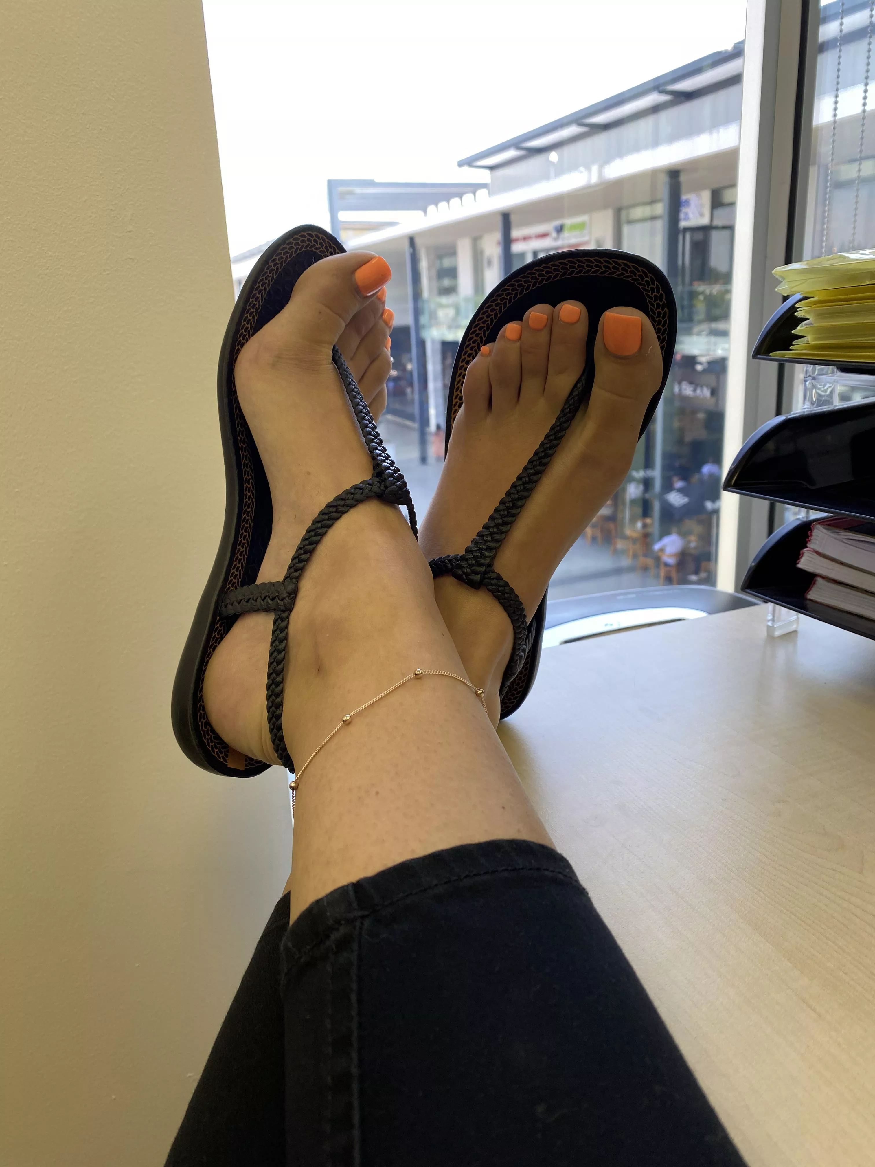 How’s your office day treating you? posted by Fantasytootsieza