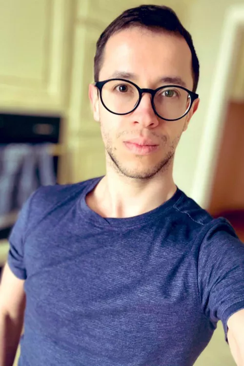 How’s your Sunday going? by KnownRandomization