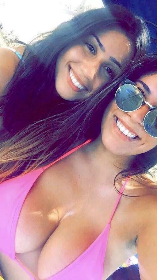 Huge knockers posted by ParfaitOptimal