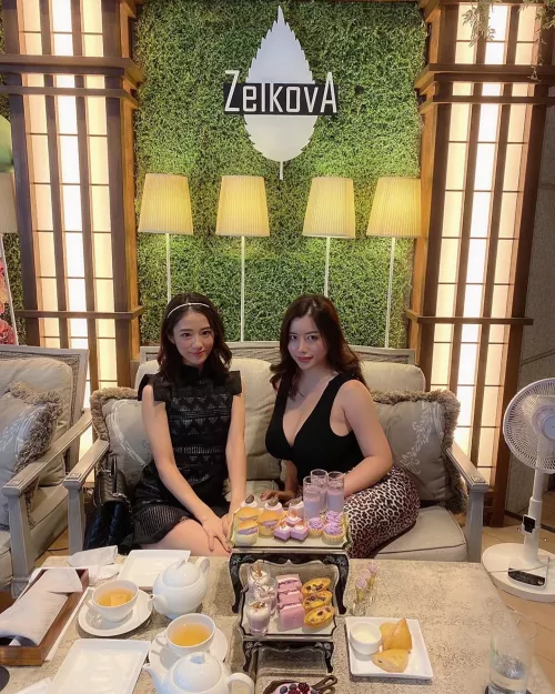 Huge vs flat by megaman_2777