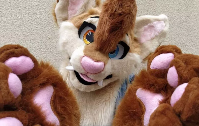 Hugs plz! ❤️ by artisticdotuwu