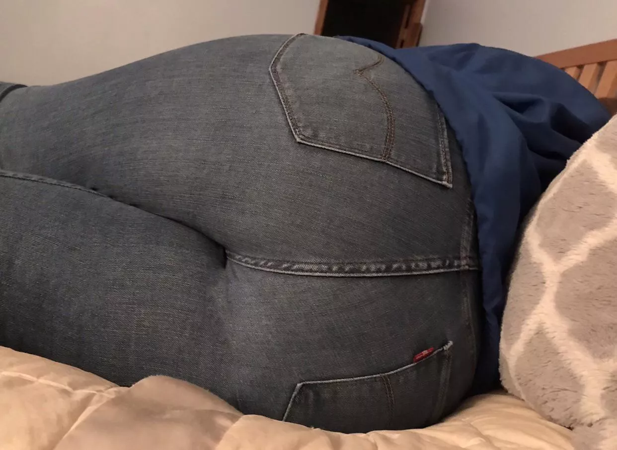 Hump Day posted by greeneyes3434