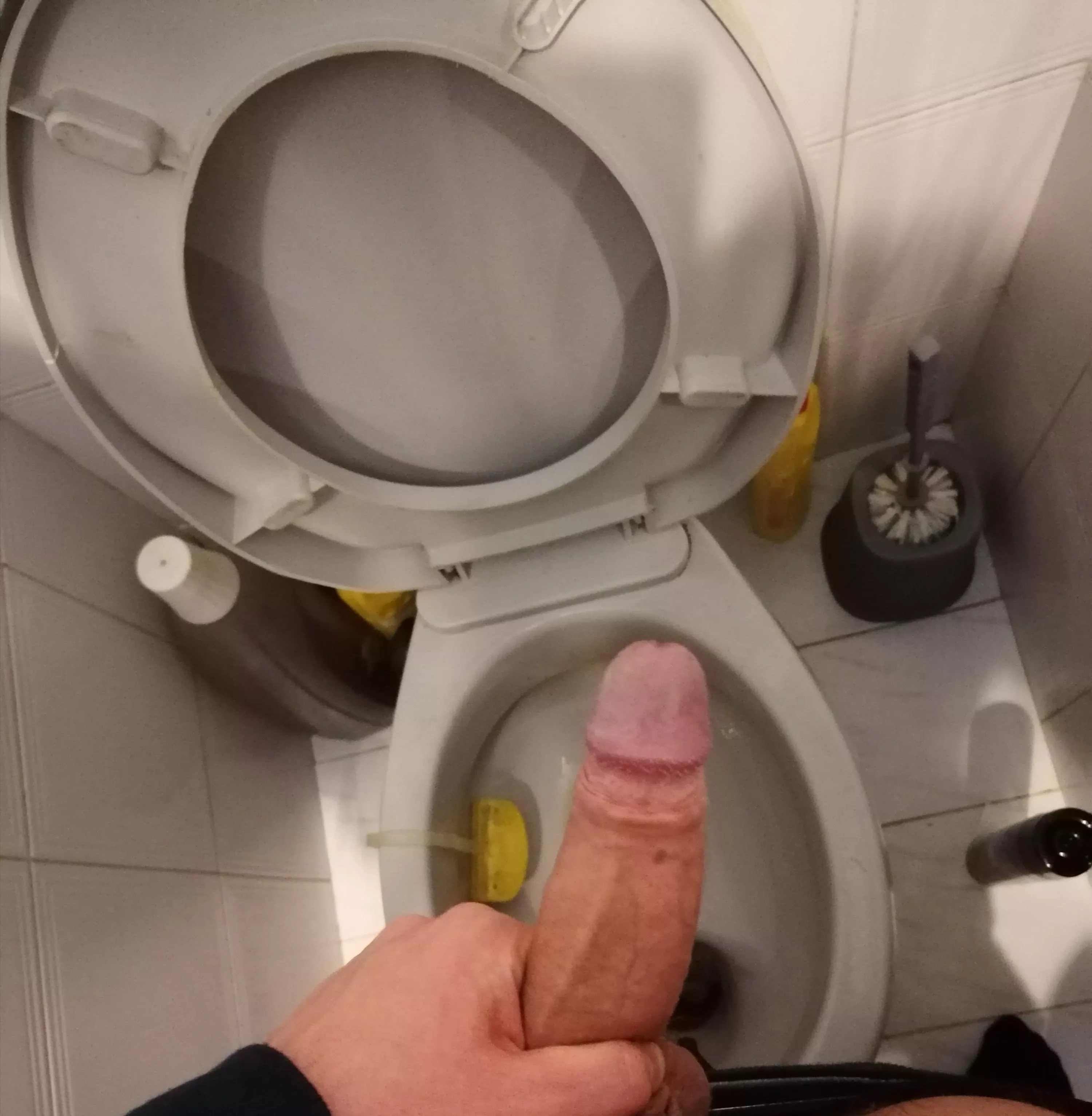 Hungarians? Compare rock hard? 😋 posted by hunguy45874