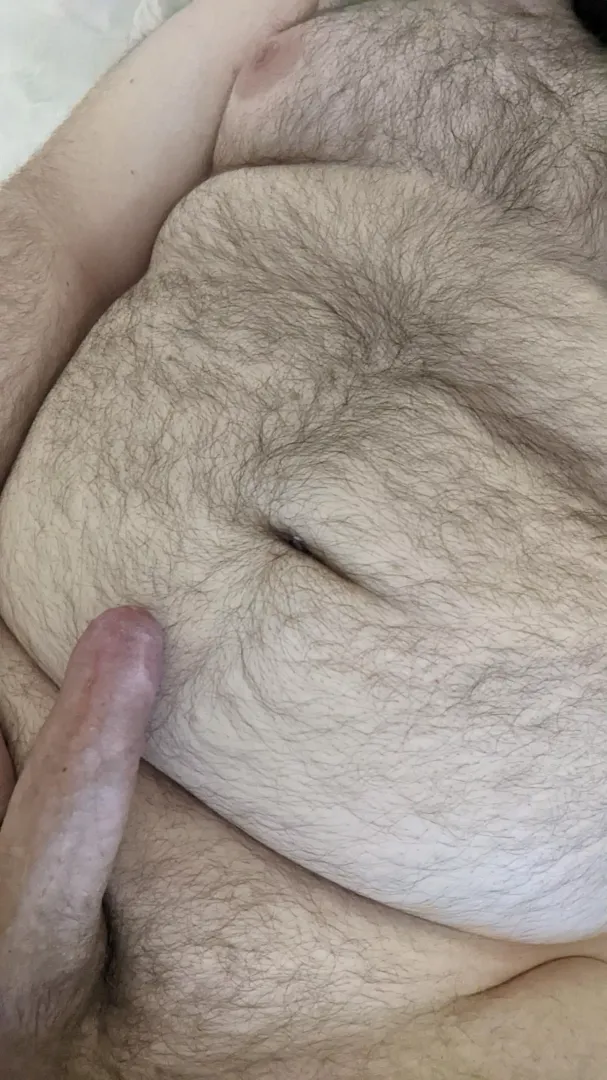Hungover and in need of some fun 😉 DMs open by bigguythrowaway123