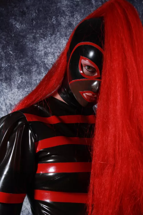 I absolutely love this hood, I need to wear it again soon! by Bound2one