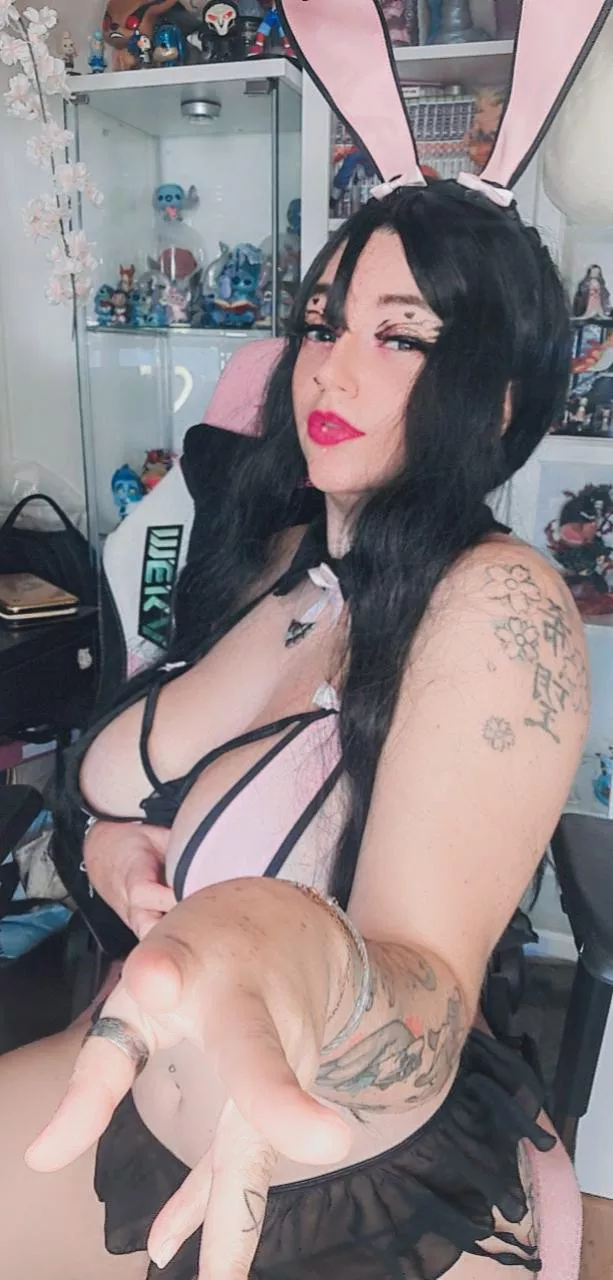 I am looking to etrss adopt ♡ posted by Soukipierce