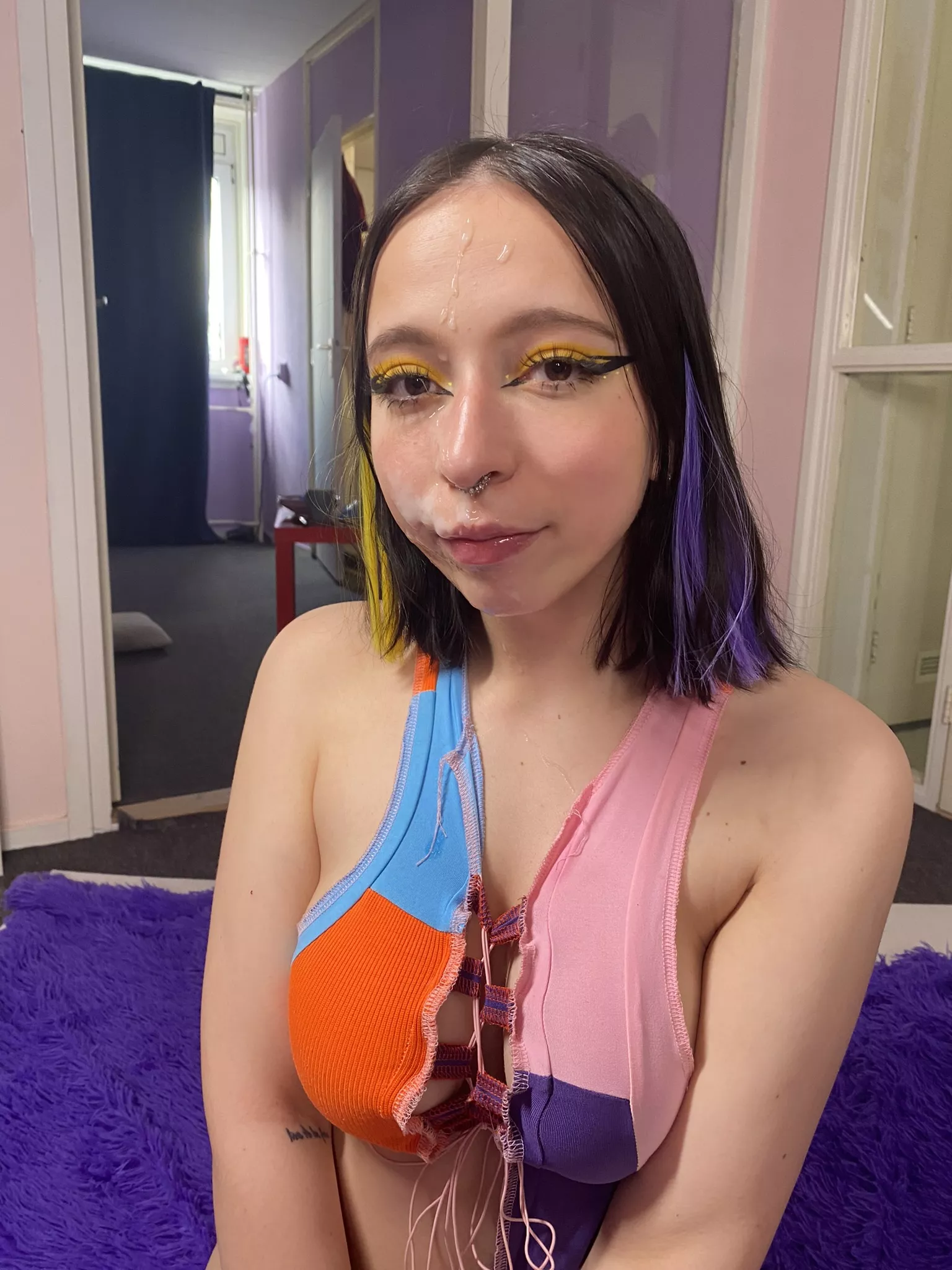 I am pretty with cum on my face ;) posted by CyberlyCrush