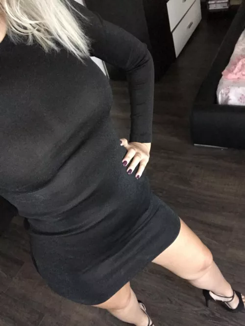 I am sexy enough ? by Anawildcat