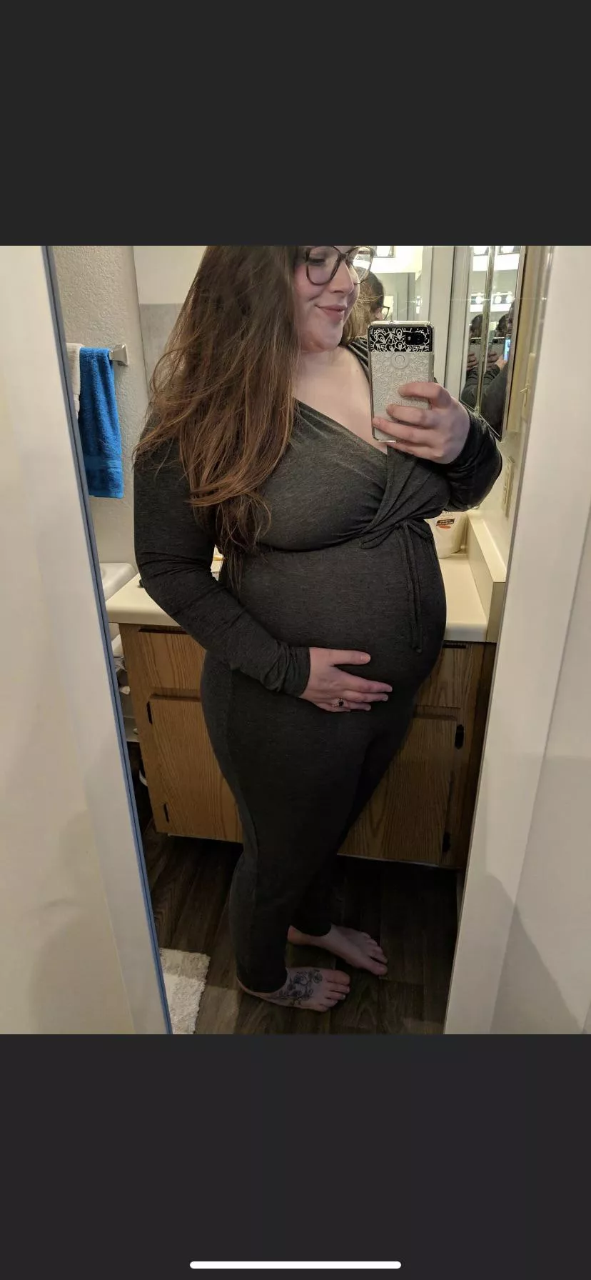 I am the belly kat, round and proud! posted by According-Try-8005