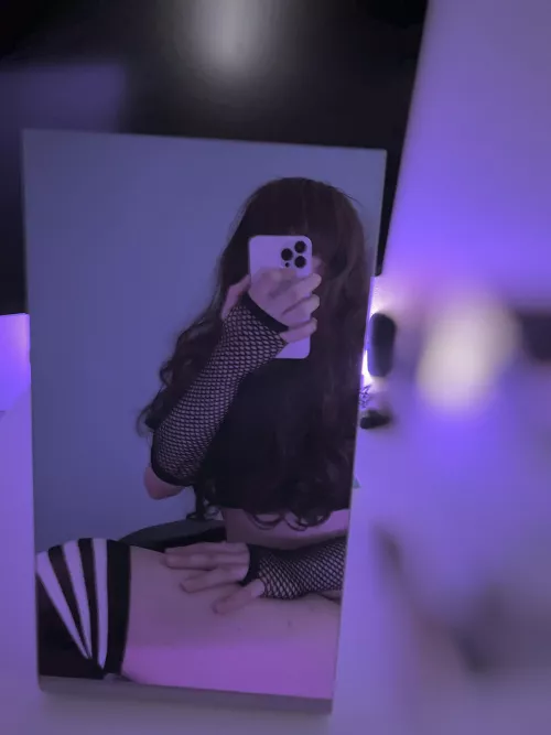 I am training legs soo much lately~ Can you see?🥺💕 by hyolinn