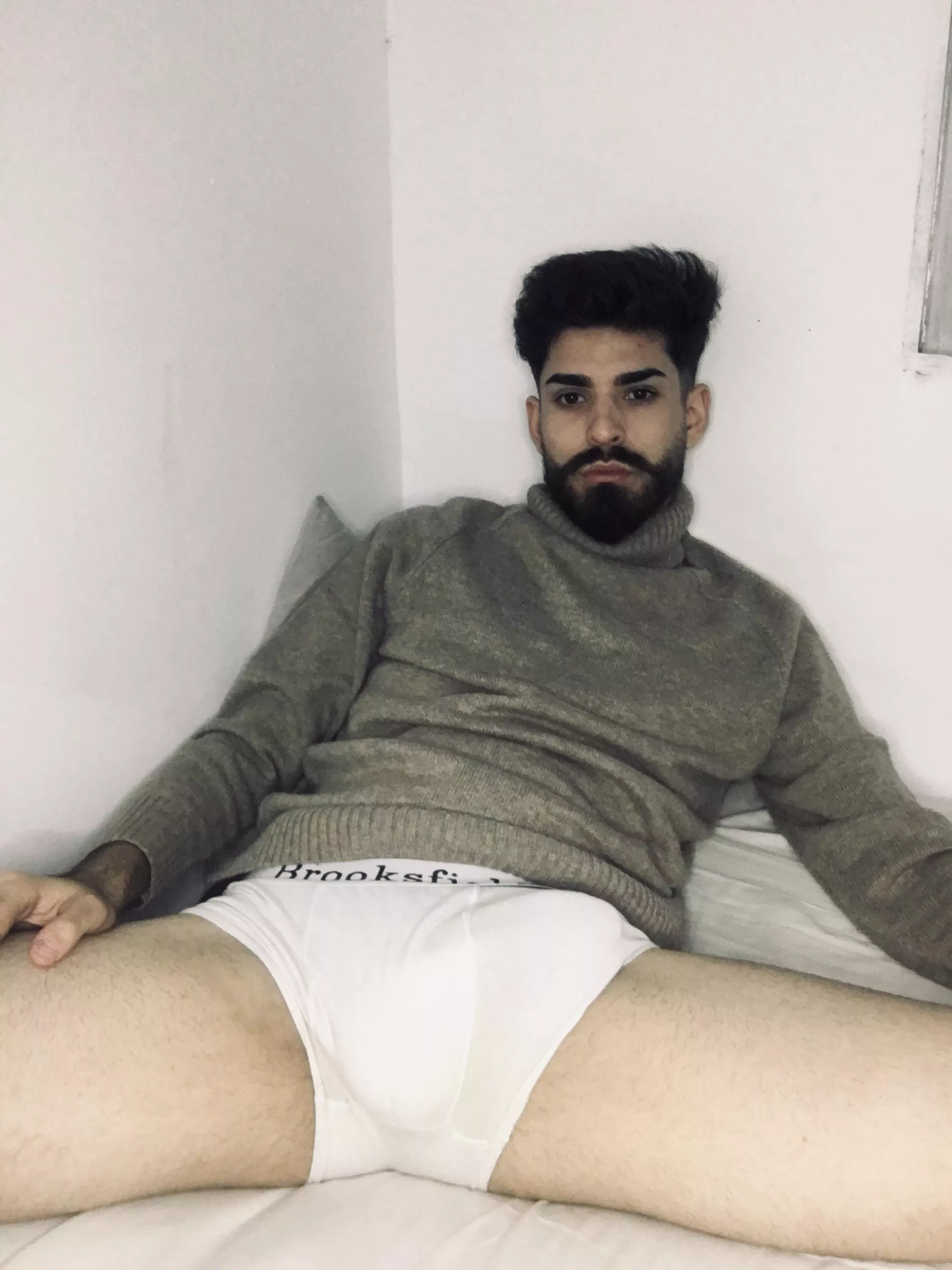 I arrived from my work very hot posted by Billy_coxxx