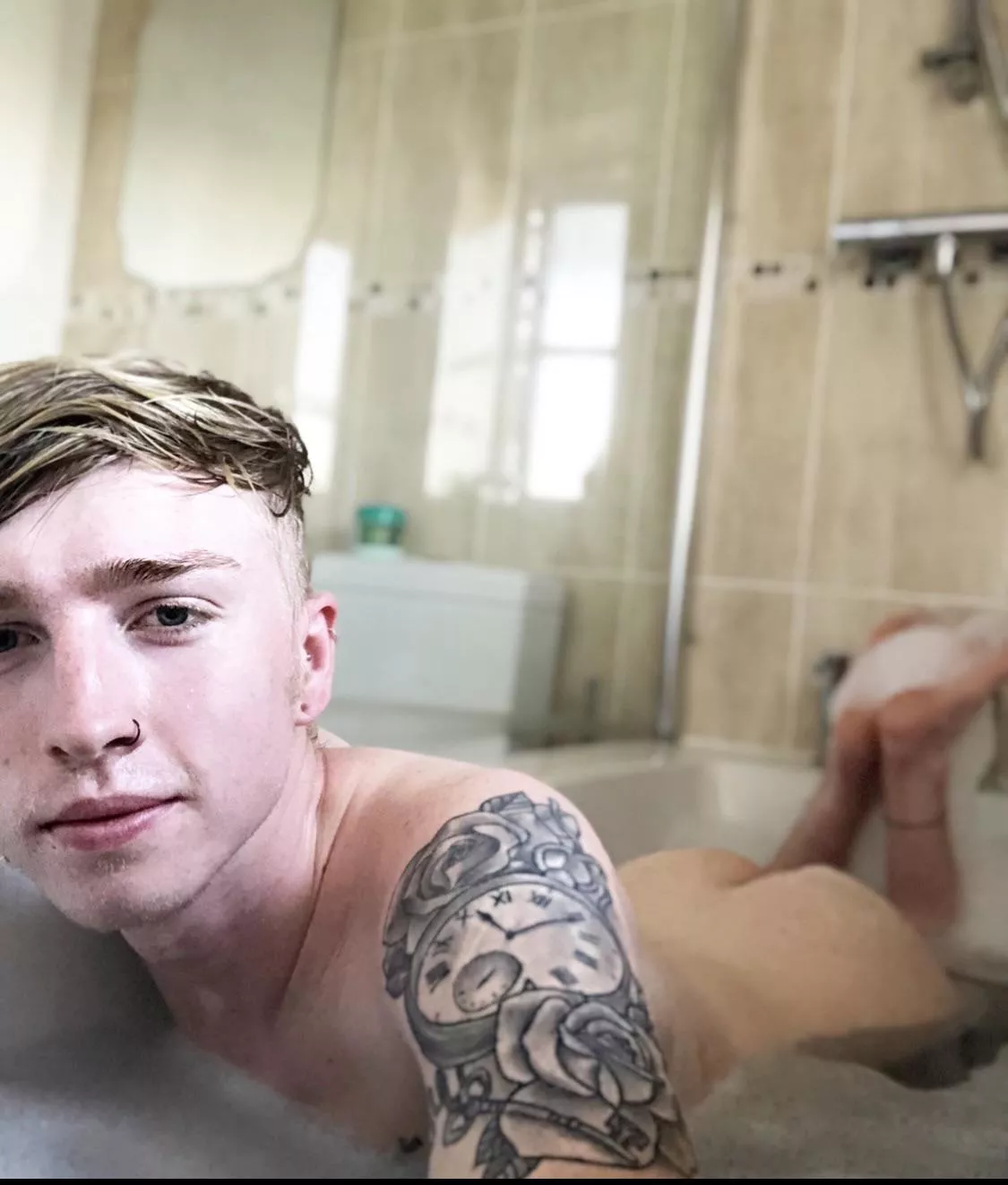 i bet my ass was the first thing that caught your attention posted by joeyblonde