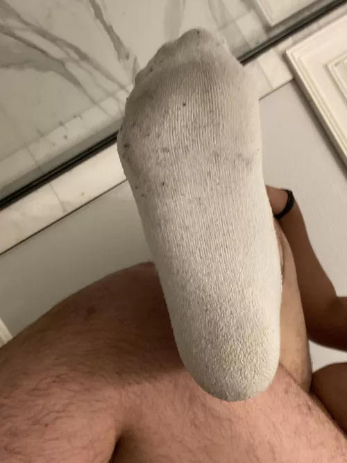 I bet you wanna burry yourself in those size 13 toes by Cat_drinker789