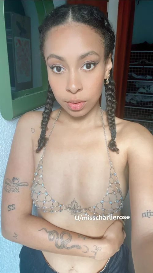 I bet you will be covered in glitters after I’m done with you by Misscharlierose