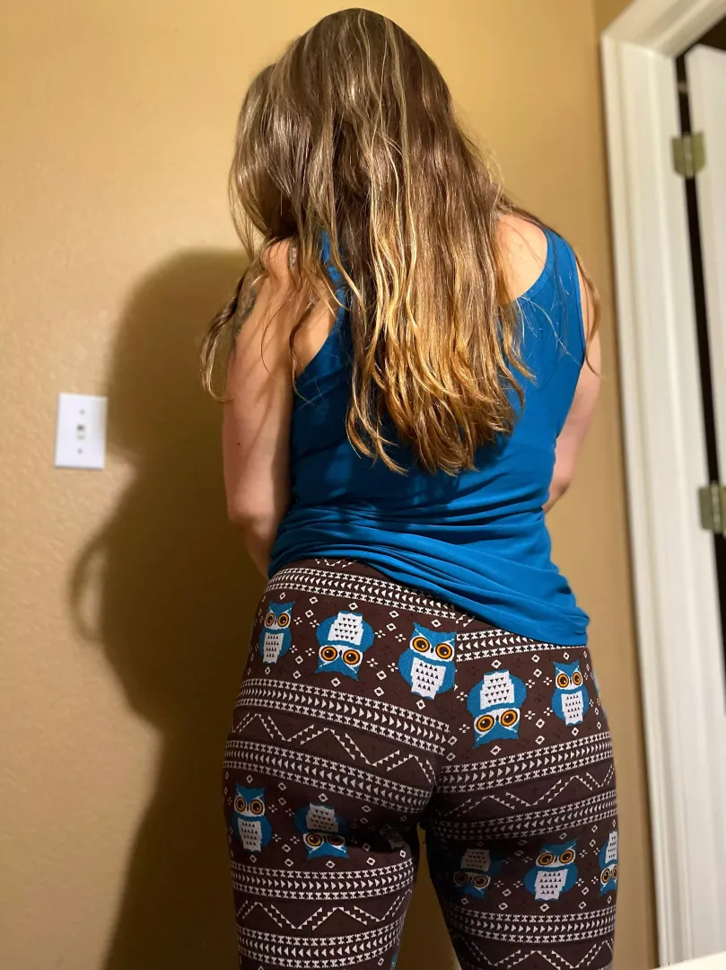 I bet your hands would look good on my ass😙 link in comments by blazinbaby420