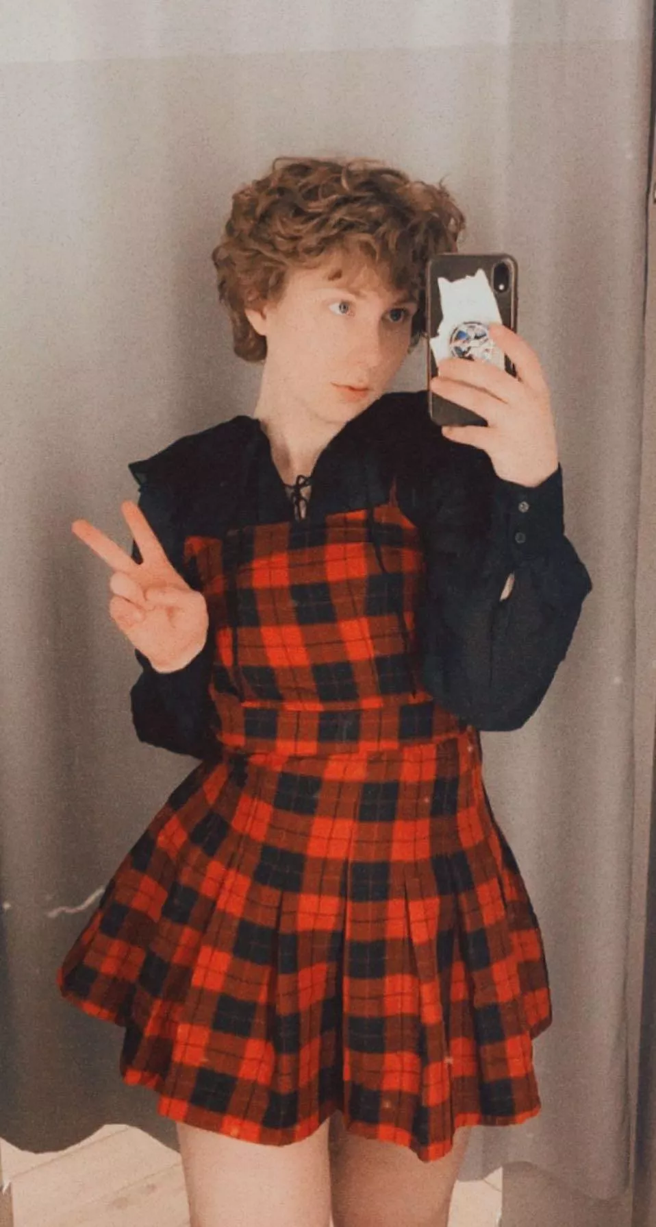 i bought this cute little dress a little while ago and i really like it ^_^ posted by jcatboy