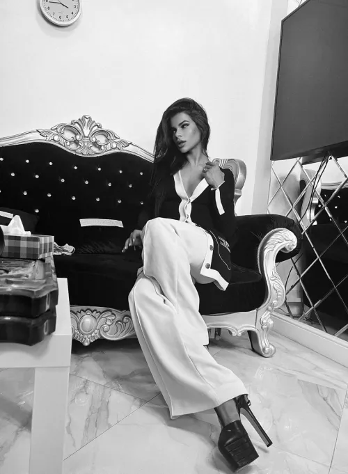 I can be sexy without getting naked by amukydza