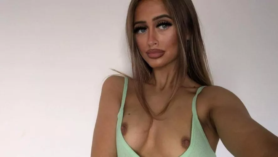 I can be your type👅😈 link in comments to play😘 by Ava-leigh