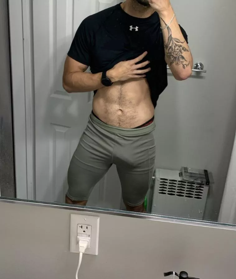 I can’t get away with wearing these compression shorts in public😓 posted by AcidicFitDick