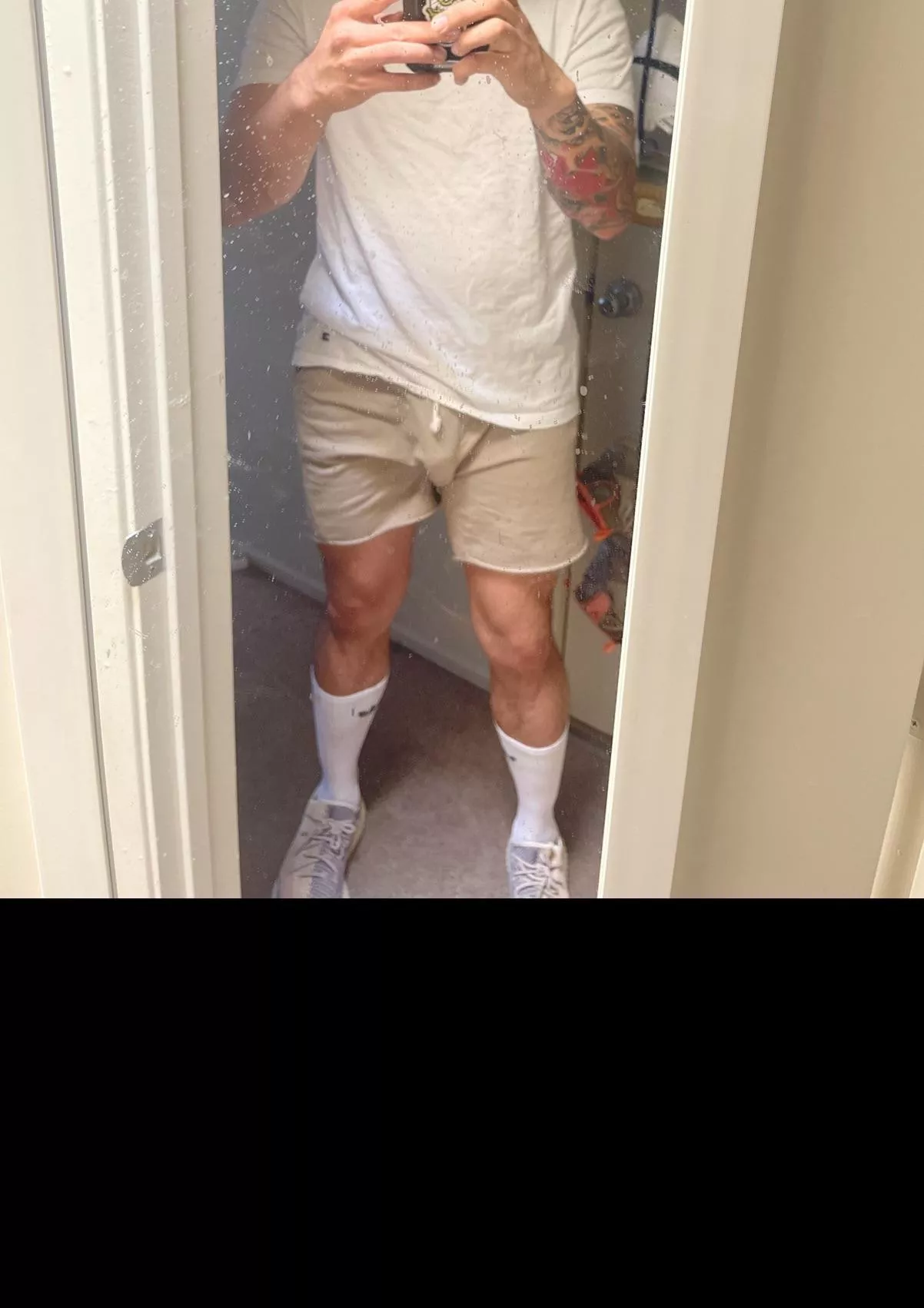 I can’t wear these shorts @ the gym posted by baeareathrowaway123