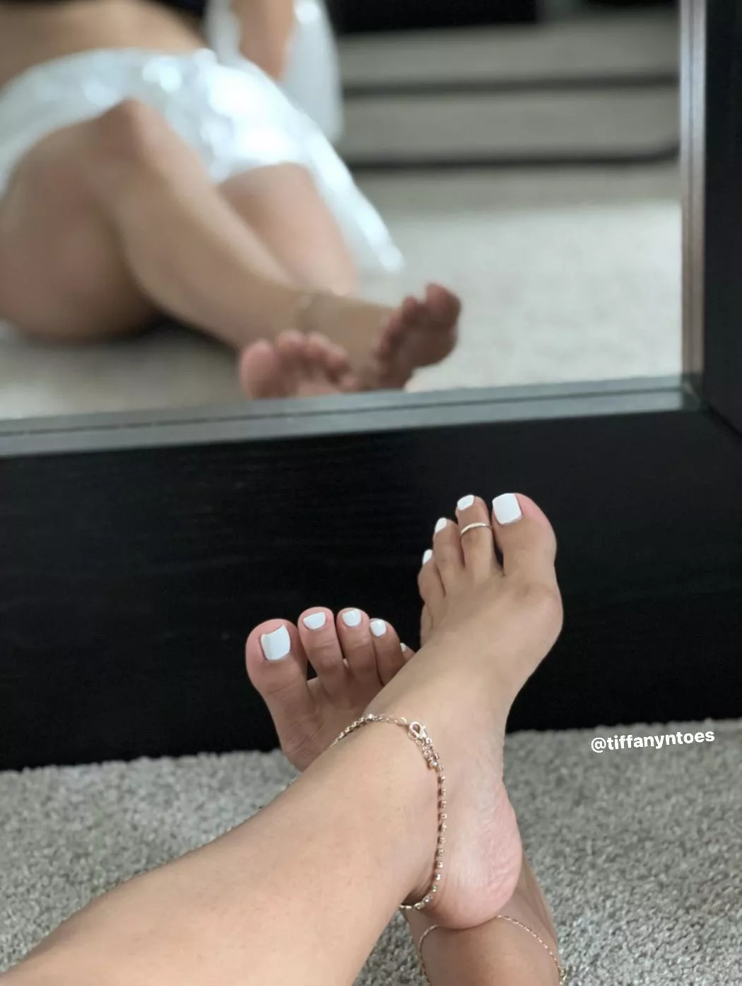 I catch myself staring at my feet all the time, so I don’t blame you for staring either posted by TiffanyNToes