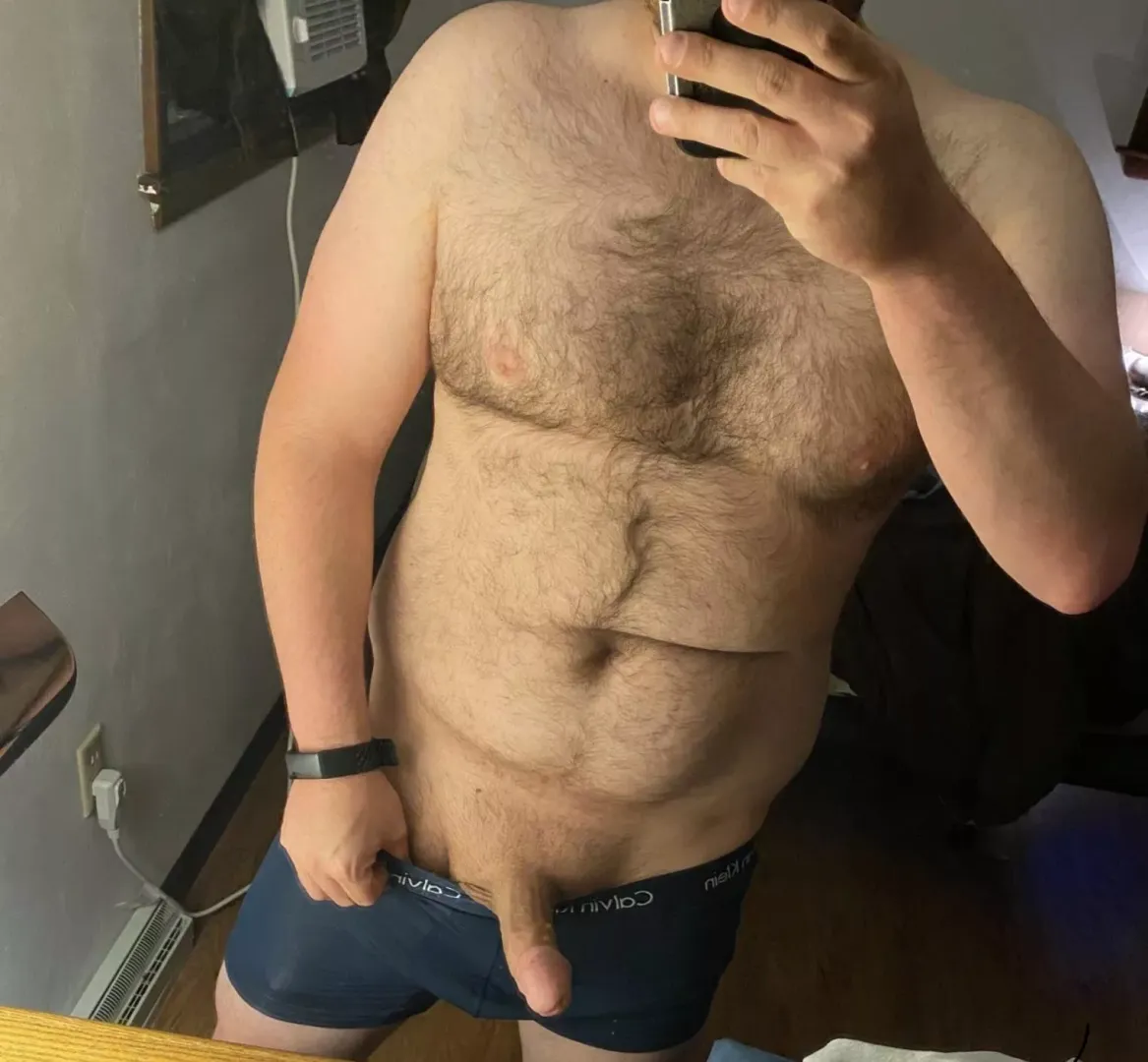 I could go for a nice sloppy BJ before bed posted by droppingfuckingloadz