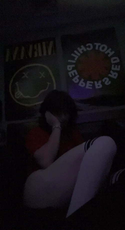 I could really go for some cuddles🥺 by Autumnluvv