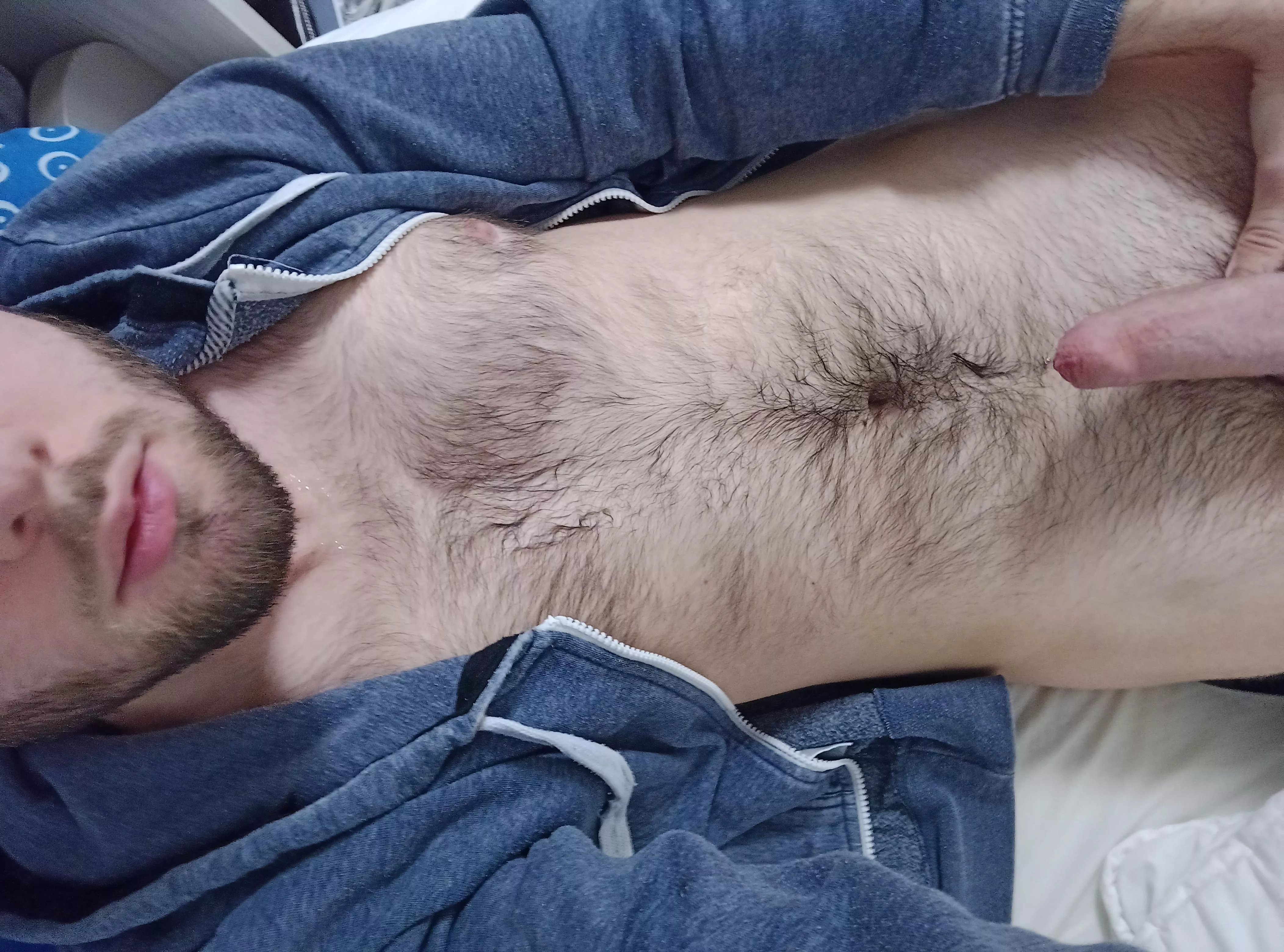 I could use some help cleaning my wet fur 😏 posted by BiB0y00