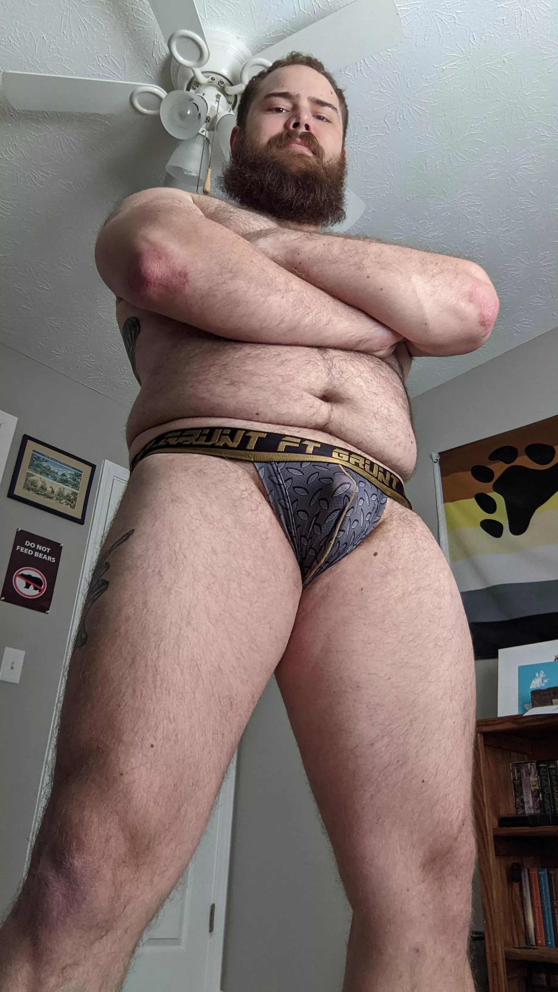 I could use some service after a punishing morning workout posted by cousteausCredence