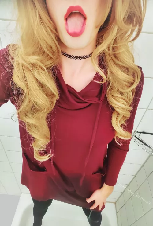 I couldn't hold it any longer! 💦 by Hungry_Bottom2