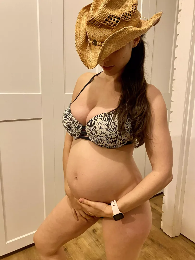 I did a little Bathing suit shoot today. And this one was voted by 68% to be posted to Reddit tonight. by Milfy_Madison