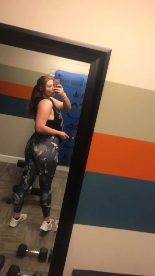 I did my squats today🥰 [f] by superrcurvy