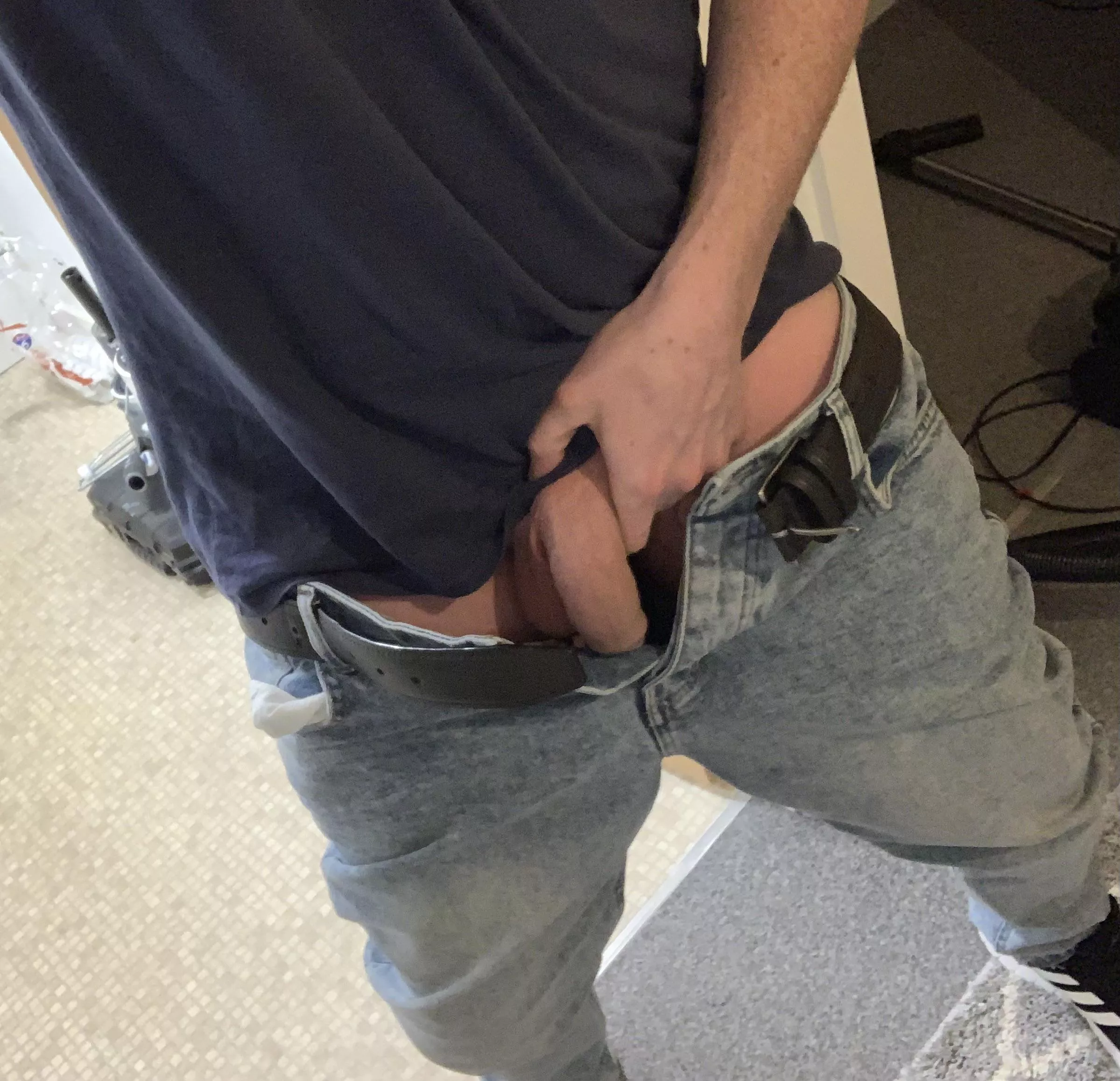 I didn’t wear any boxers today 👀 posted by helsinki666