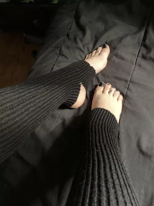 I do feet pics and maybe other stuff on my OF go find out ☺️ by mistyemmy3