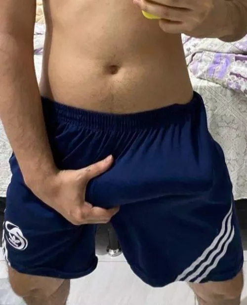 I do what you want with your wife, sex, I test fidelity, I exchange nudes, I pay tributes... I have a big dick and I record videos getting into masturbators (pussy format) while I see pictures of myself.🇧🇷 by juu5529