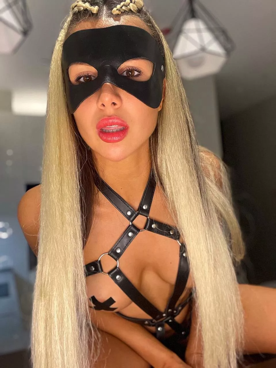 I don’t have a bf to send nudes to, so I’ll just post them for you guys | Dropped link in comments and in my profile posted by AcceptableProtein