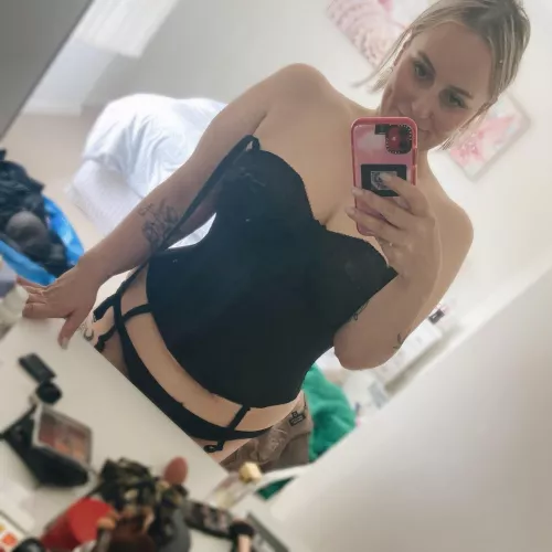 I don’t have anyone to wear this for. So I hope you like it by McChimkenSenpai