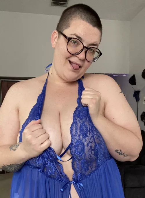 I don’t know about you but my tits look bangin in this top by theb00byqueen97